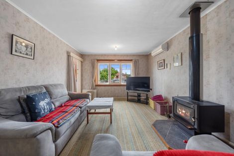 Photo of property in 41 Hutchinson Avenue, New Lynn, Auckland, 0600