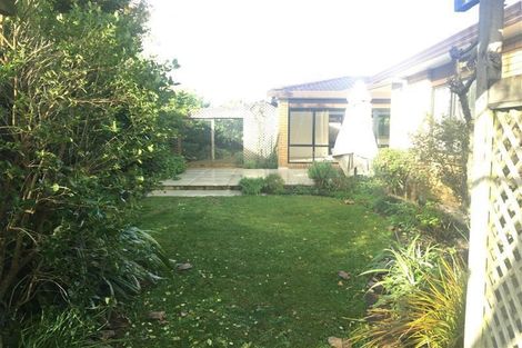 Photo of property in 21 Glucina Avenue, West Harbour, Auckland, 0618