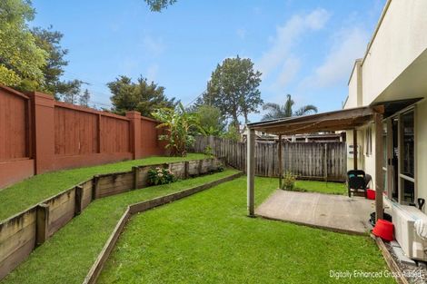 Photo of property in 1/322 West Coast Road, Glen Eden, Auckland, 0602