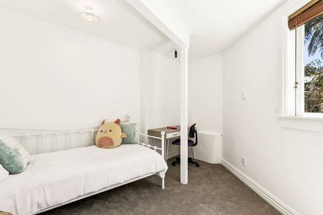 Photo of property in 210 Sydney Street West, Thorndon, Wellington, 6011