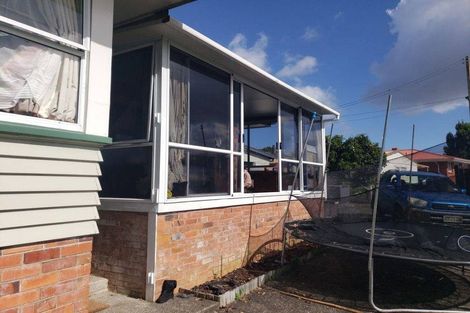 Photo of property in 10 Hooks Road, Manurewa, Auckland, 2102