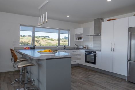 Photo of property in 9 Protea Drive, Cable Bay, 0420