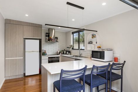 Photo of property in 105 Welcome Bay Road, Welcome Bay, Tauranga, 3112