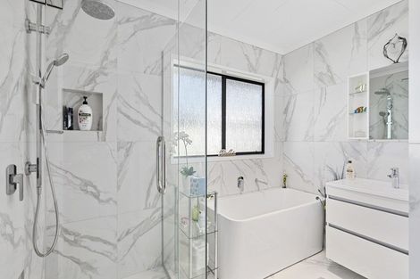 Photo of property in 30 Nikau Street, Inglewood, 4330