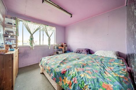 Photo of property in 74 Bader Drive, Mangere, Auckland, 2022