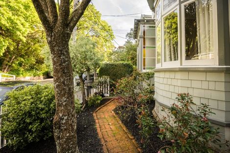 Photo of property in 194 Sydney Street West, Thorndon, Wellington, 6011