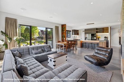 Photo of property in 4 Takahe Lane, Wanaka, 9305