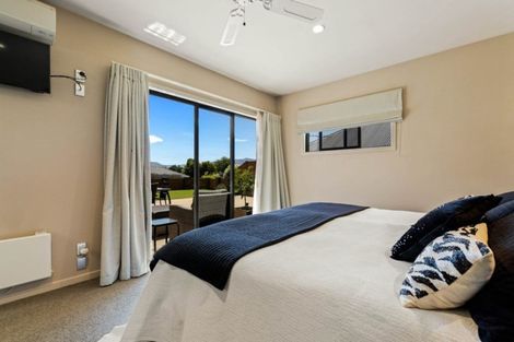 Photo of property in 16 Walnut Grove, Alexandra, 9320