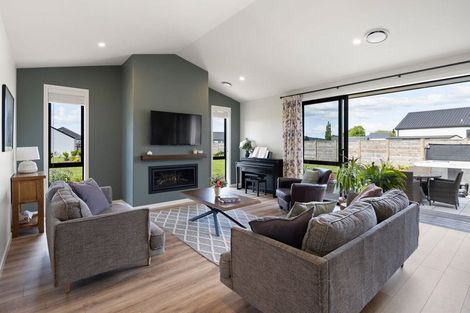 Photo of property in 39 Sunline Drive, Leamington, Cambridge, 3432