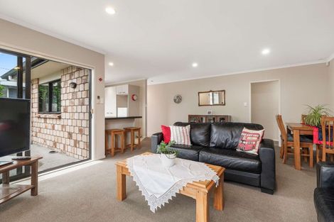 Photo of property in 104b Racecourse Road, Waiuku, 2123