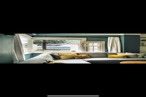 Photo of property in Sunhaven Flats, 262 Oriental Parade, Oriental Bay, Wellington, 6011