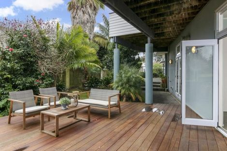 Photo of property in 6 Catania Place, Conifer Grove, Takanini, 2112