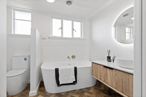 Photo of property in 72 Sparks Road, Hoon Hay, Christchurch, 8025