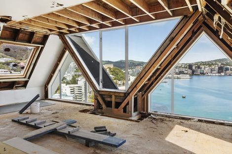 Photo of property in 1/302 Oriental Parade, Oriental Bay, Wellington, 6011
