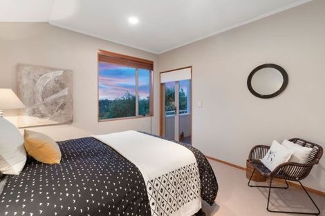 Photo of property in 50 Penguin Drive, Murrays Bay, Auckland, 0630