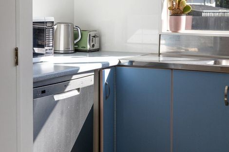 Photo of property in 81a Fairfield Road, Fairfield, Hamilton, 3214