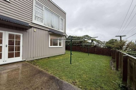 Photo of property in 2 Braemar Terrace, Johnsonville, Wellington, 6037