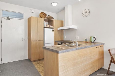 Photo of property in 9/7 Hanson Street, Mount Cook, Wellington, 6021