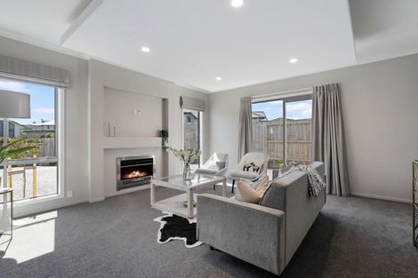 Photo of property in 5 Kemble Place, Flagstaff, Hamilton, 3210