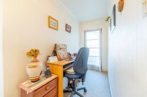 Photo of property in 20 Paul Street, Waimate, 7924