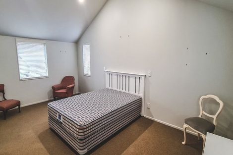 Photo of property in 12 Major Durie Place, Waikanae Beach, Waikanae, 5036