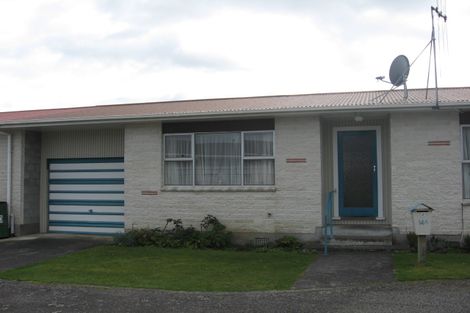 Photo of property in 14a Cambridge Street, Levin, 5510