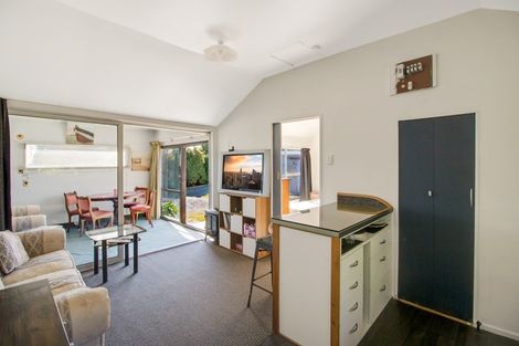 Photo of property in 28 Ngahina Street, Marton, 4710