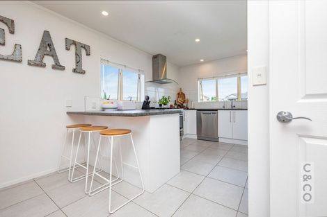 Photo of property in 19 Merlot Heights, Huapai, Kumeu, 0810