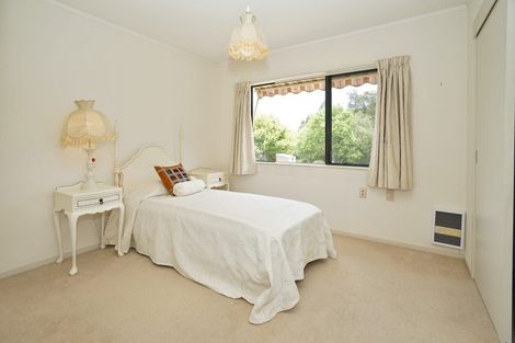 Photo of property in 81 Grosvenor Gardens, Flagstaff, Hamilton, 3210