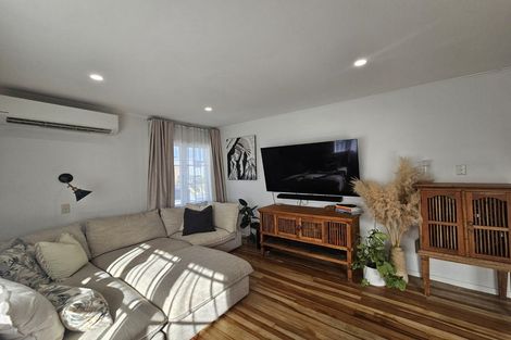 Photo of property in 51a Vodanovich Road, Te Atatu South, Auckland, 0610