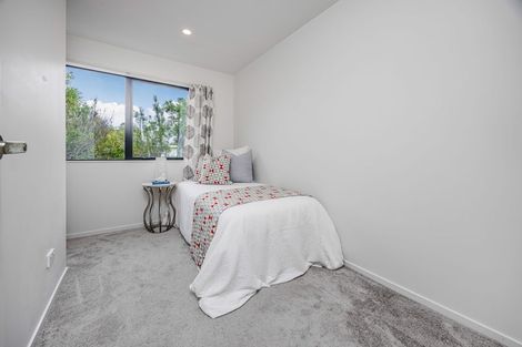 Photo of property in 7/66 Bruce Road, Glenfield, Auckland, 0629