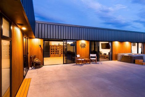 Photo of property in 8 Eric Batchelor Place, Waimate, 7924