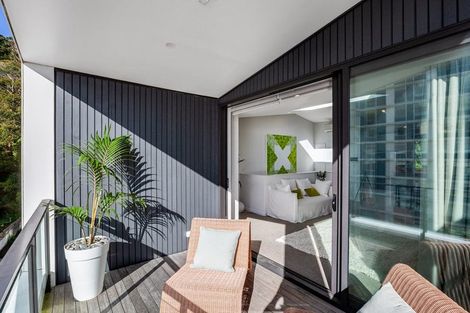 Photo of property in 1/18 Oriental Terrace, Oriental Bay, Wellington, 6011