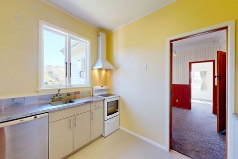 Photo of property in 168 The Ridgeway, Mornington, Wellington, 6021