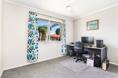 Photo of property in 4 Mckinley Place, Nawton, Hamilton, 3200