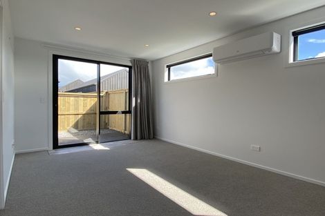 Photo of property in 42 Corriedale Road, Jacks Point, 9371