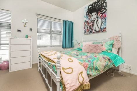 Photo of property in Habitat Apartments, 12/31 Byron Avenue, Takapuna, Auckland, 0622