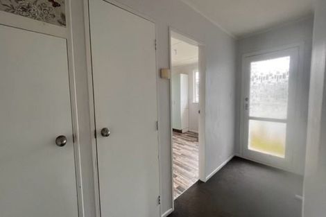 Photo of property in 31 Blueberry Grove, Timberlea, Upper Hutt, 5018