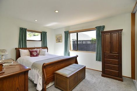 Photo of property in 1/164 Main Road, Redcliffs, Christchurch, 8081