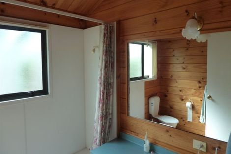 Photo of property in 211 Reservoir Road, Thames, 3500