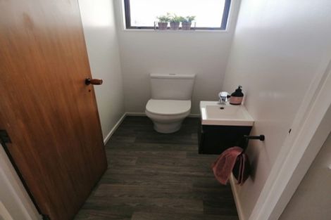 Photo of property in 16b Awatea Avenue, Paraparaumu, 5032