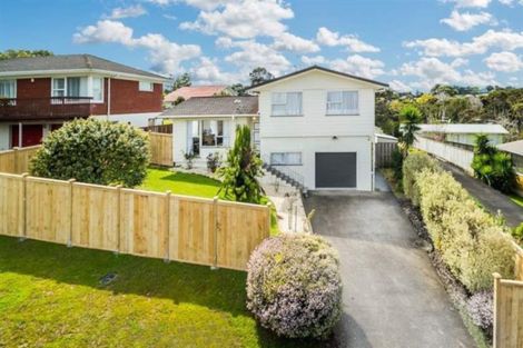 Photo of property in 34 Easton Park Parade, Glenfield, Auckland, 0629
