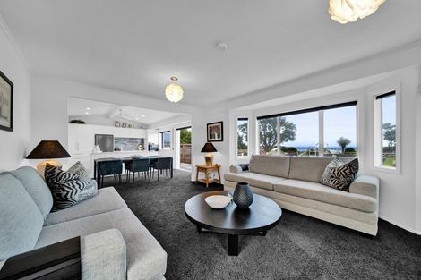 Photo of property in 26 Fox Street, Opunake, 4616