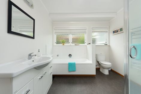 Photo of property in 11 Sharyn Place, Brookfield, Tauranga, 3110