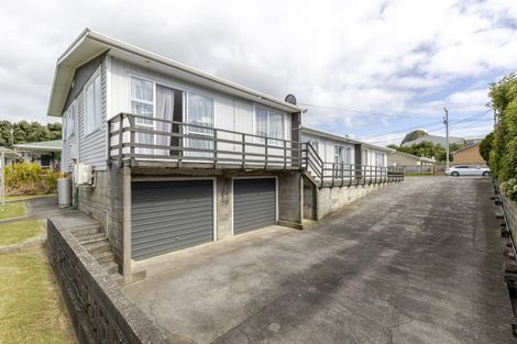 Photo of property in 8 Simons Street, Moturoa, New Plymouth, 4310