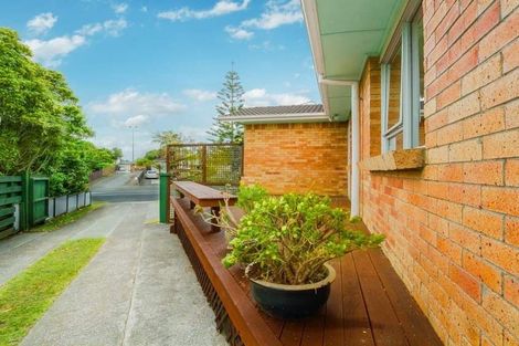 Photo of property in 103 Cascades Road, Pakuranga Heights, Auckland, 2010