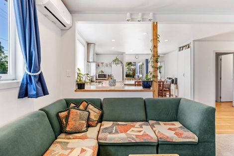 Photo of property in 21 Sundown Avenue, Manly, Whangaparaoa, 0930