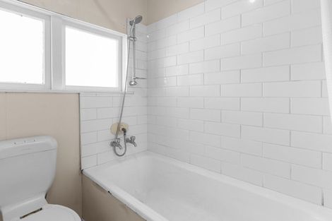 Photo of property in 17 Reeve Street, Levin, 5510