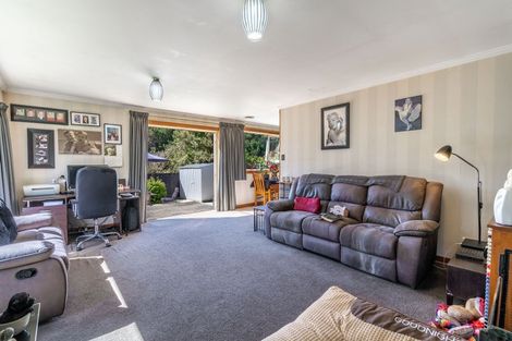 Photo of property in 71 Paisley Street, Kew, Invercargill, 9812