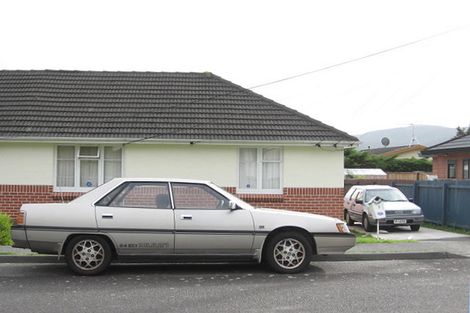 Photo of property in 1-3 Maru Street, Stokes Valley, Lower Hutt, 5019